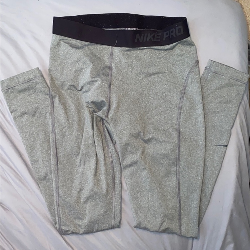 COPY - Gray Nike Pro leggings
